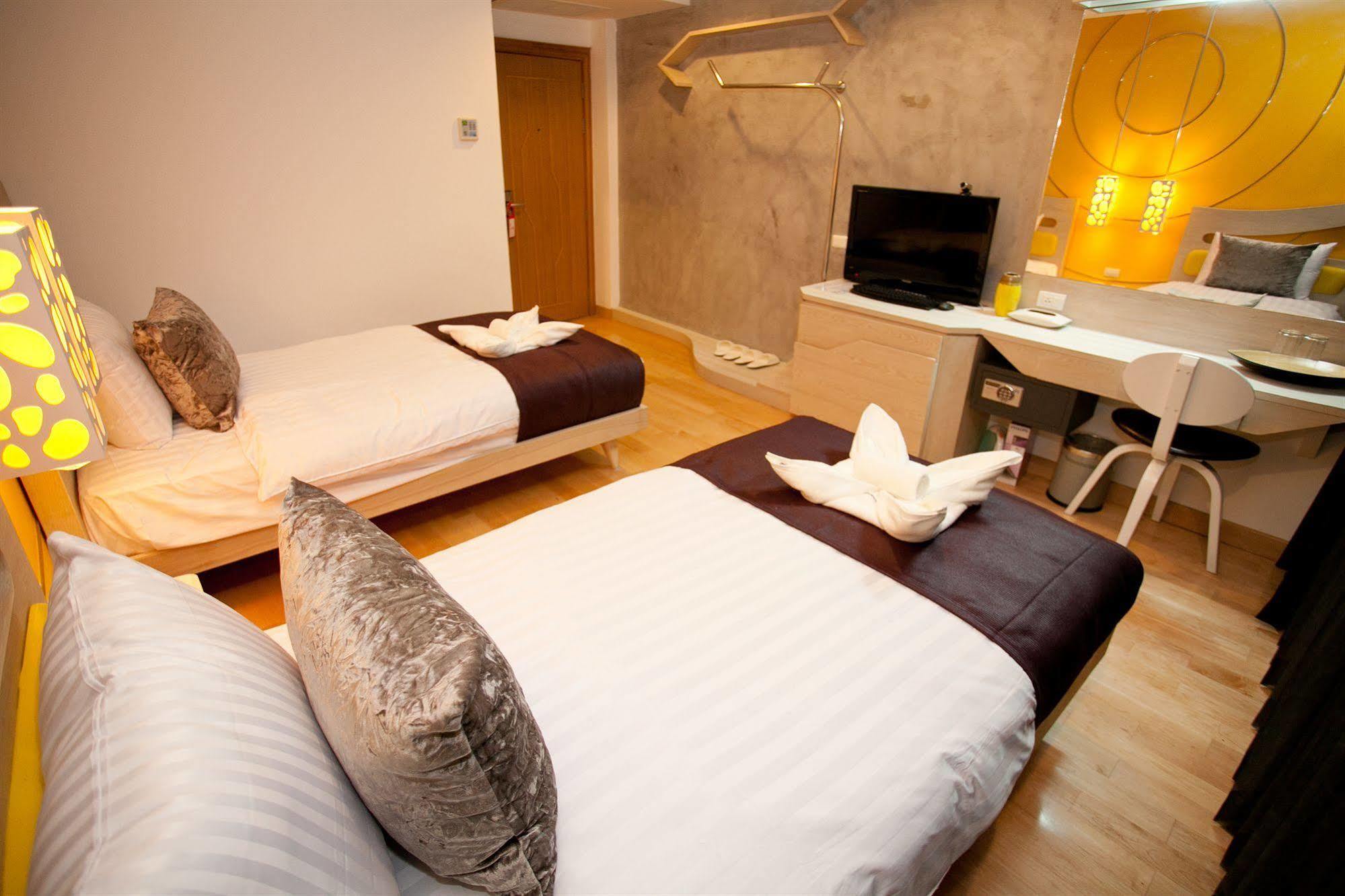 Sea Cono Boutique Hotel Phuket Bagian luar foto